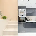 Apartment Stylish Two-bedroom In The Center