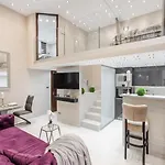 Stylish Two-bedroom In The Center Budapest